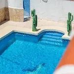 Carolima - Heated Pool * בניסה