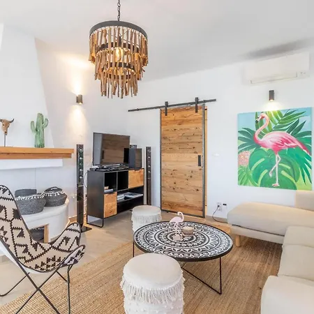 Carolima - Heated Pool Vila Benissa